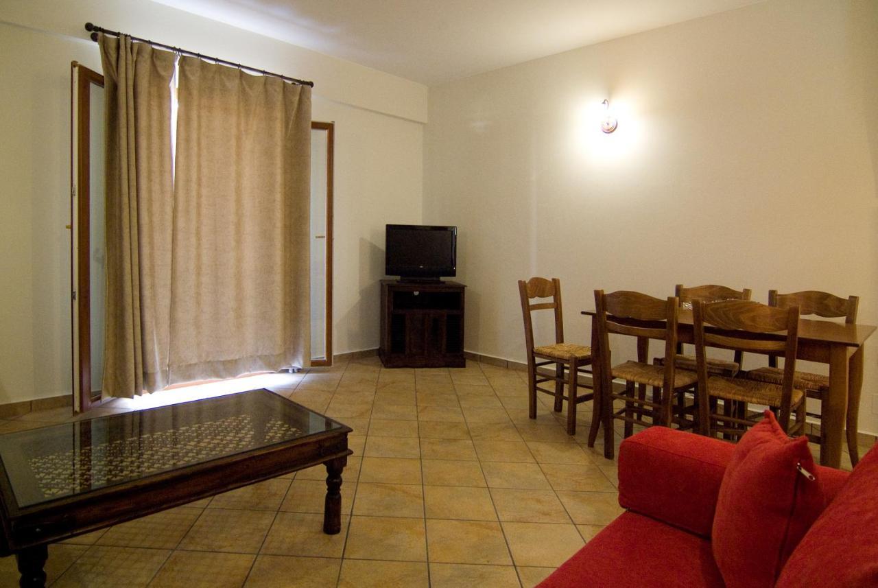 Dalouda Apartment Parga Exterior photo