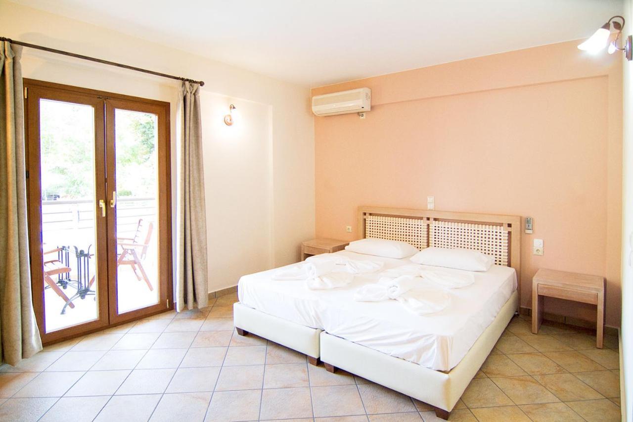 Dalouda Apartment Parga Exterior photo